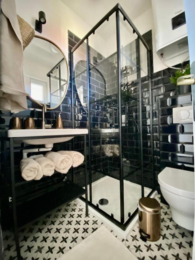 크리크베니카 Modern Couples Coastal Getaway Mm 아파트 외부 사진
